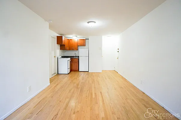 Rented by City Connections Realty | media 22