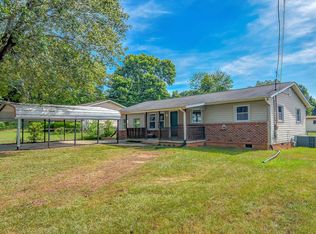 203 Duke St, Easley, SC 29640