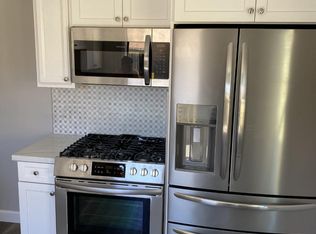 855 Adams St, Redwood City, CA