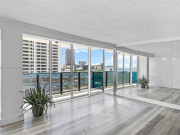 2nd image of 600 NE 36th St APT 1404