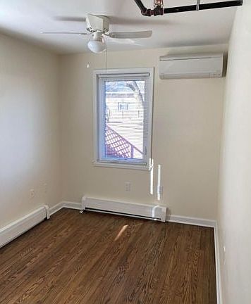 4th image of 51 S 1st St APT 2