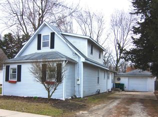 335 W Gordon St, Coal City, IL 60416