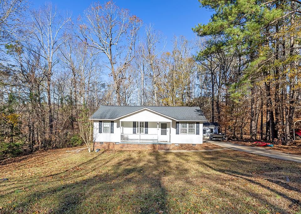 1st image of 346 Pinehurst Dr