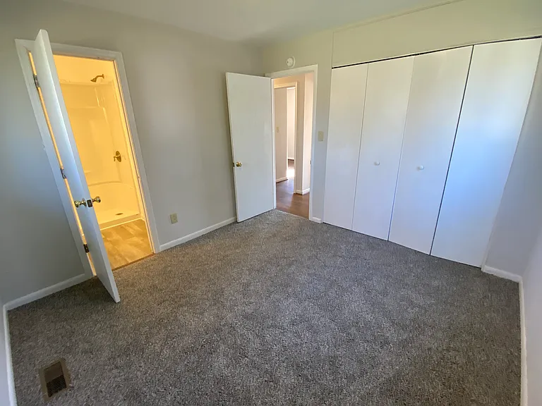 2053 Richard Ave — Photo 21