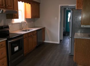 717 Saint Clair St, Latrobe, PA 15650