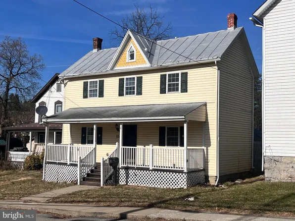 104 W High St, Hancock, MD 21750