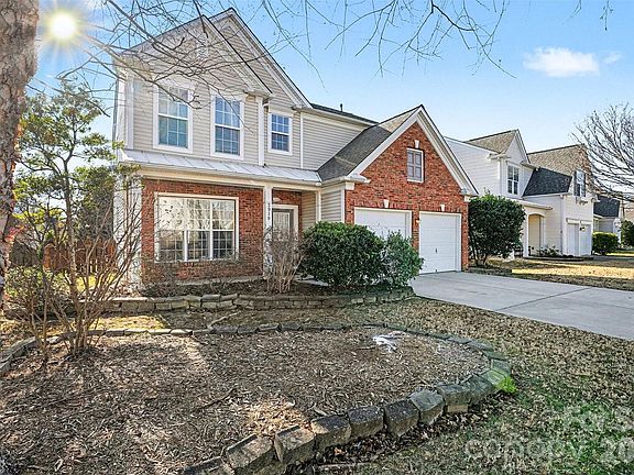 4th image of 2919 Azalea Hills Dr