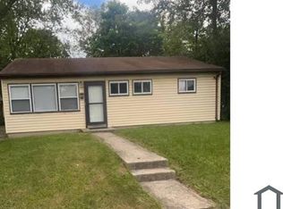 1303 Graystone Dr, Dayton, OH 45417