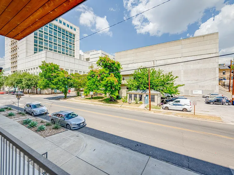 908 Nueces St #12 — Photo 43