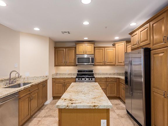 5th image of 5350 E Deer Valley Dr Unit 1285