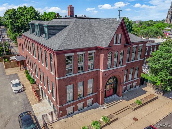 2216 Sidney St APT 6, Saint Louis, MO 63104