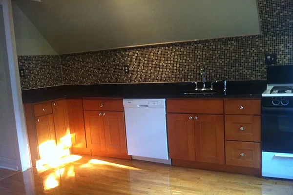 Rented by Corcoran | media 17