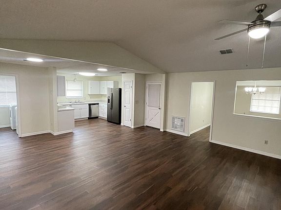 4th image of 11581 Key Biscayne Dr W