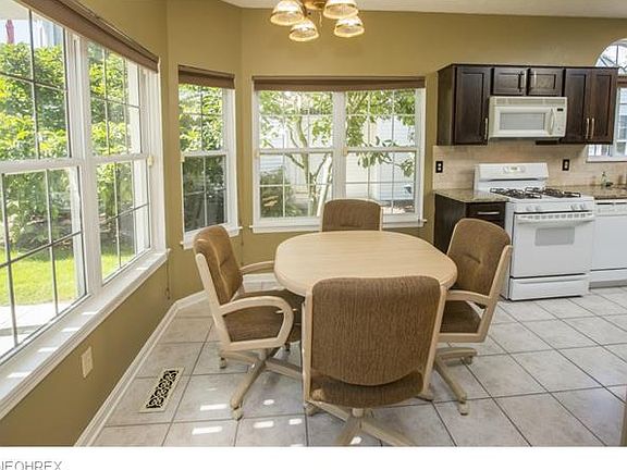 5th image of 286 Vista Cir
