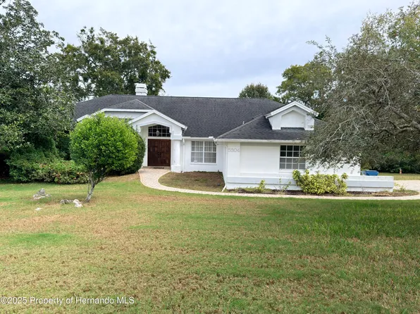 5304 Patricia Pl, Weeki Wachee, FL 34607
