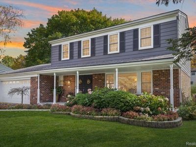 2815 Armstrong Dr, Lake Orion, MI, 48360