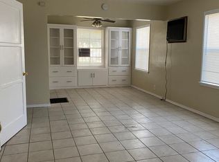 923 Linden Ave APT 2, Long Beach, CA 90813