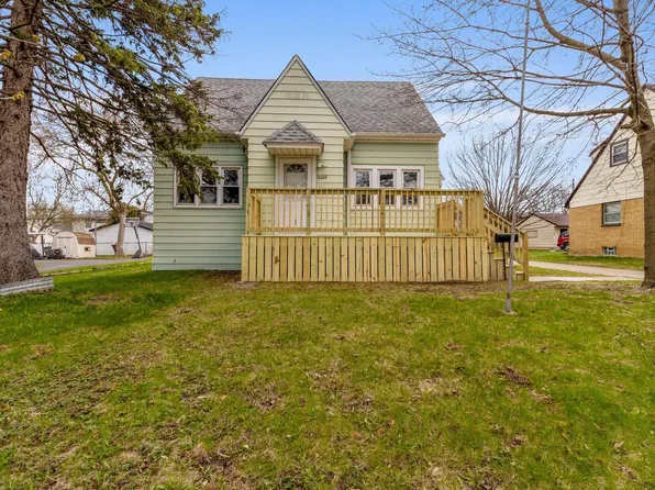 4946 North 107th STREET, Milwaukee, WI 53225