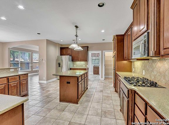 3rd image of 3611 Puesta De Sol