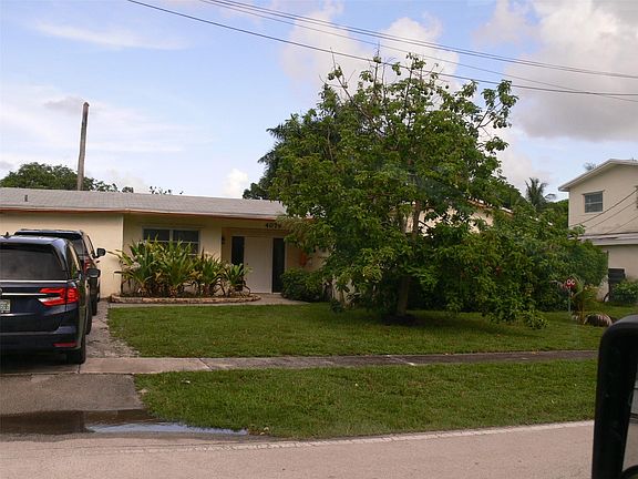 2nd image of 4079 NW 35th Way