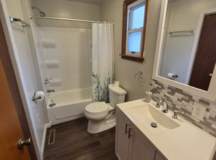 1729 2nd St APT 1, Nevada, IA 50201