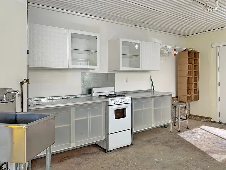 Rear Unit - Not included in lease.