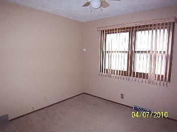 5th image of 11715 S 31st St