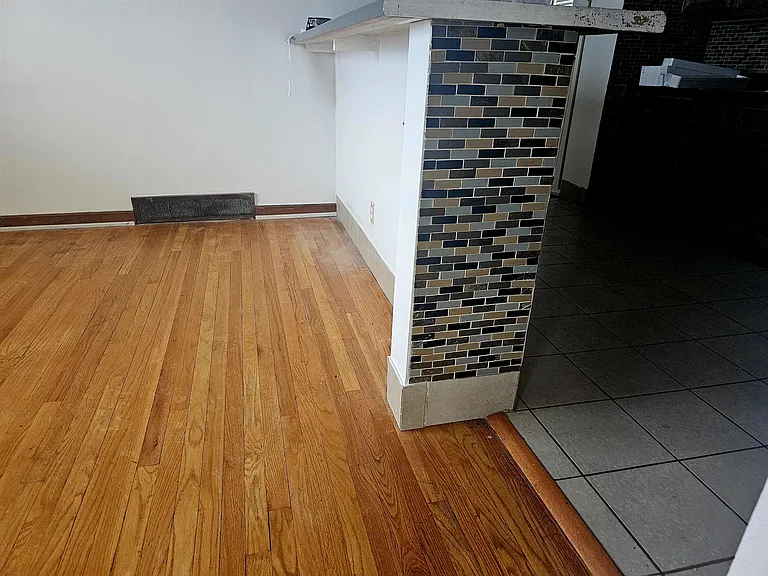 7004 Glenmore Ave #1-A — Photo 11
