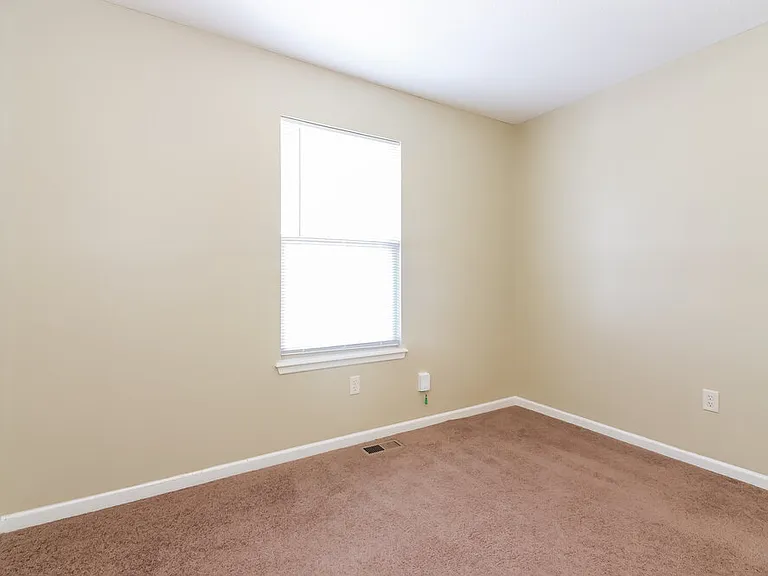 702 Hibiscus Cir — Photo 13