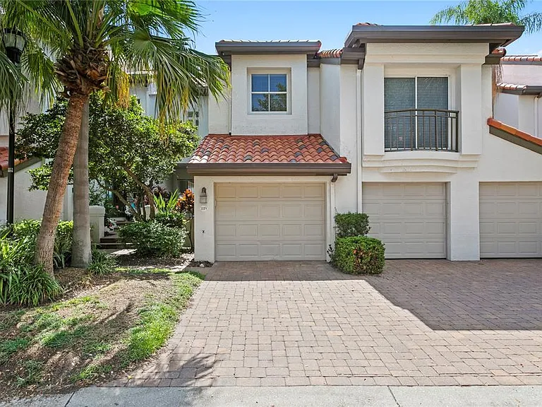 1119 Shipwatch Cir — Photo 1