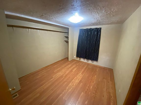 5th image of 806 S Glass St