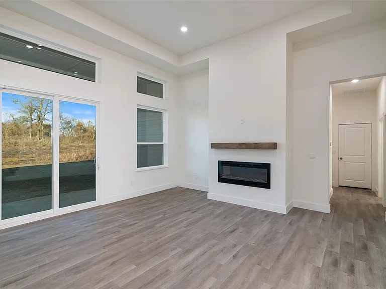 2722 Eastridge Blvd — Photo 9