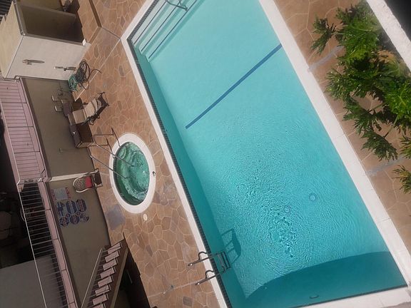 4th image of 17440 Burbank Blvd APT 309