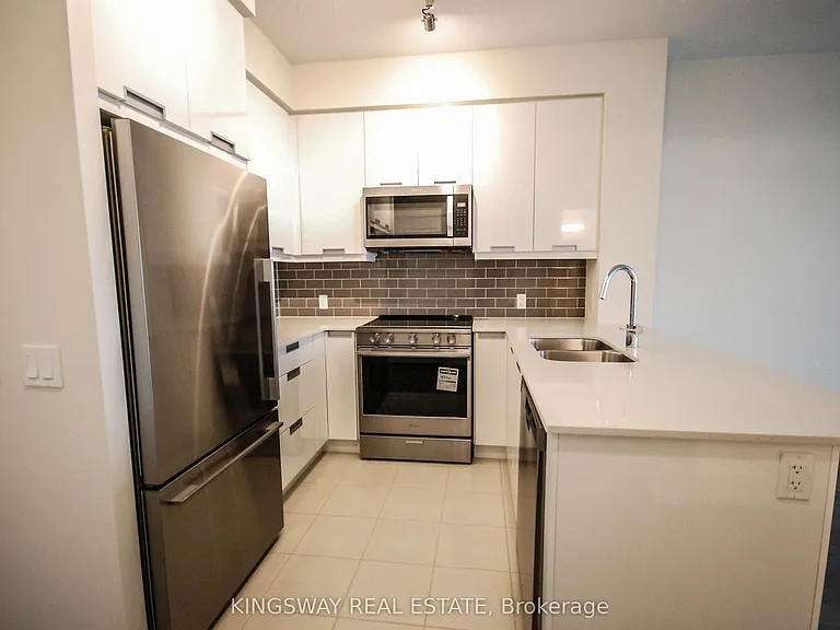 65 Watergarden Dr #907 — Photo 7