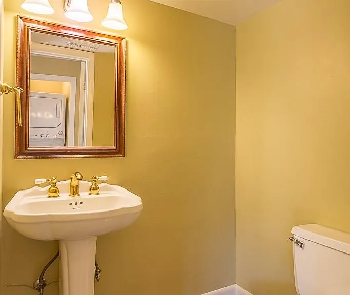2349 Albans Rd #2 — Photo 22