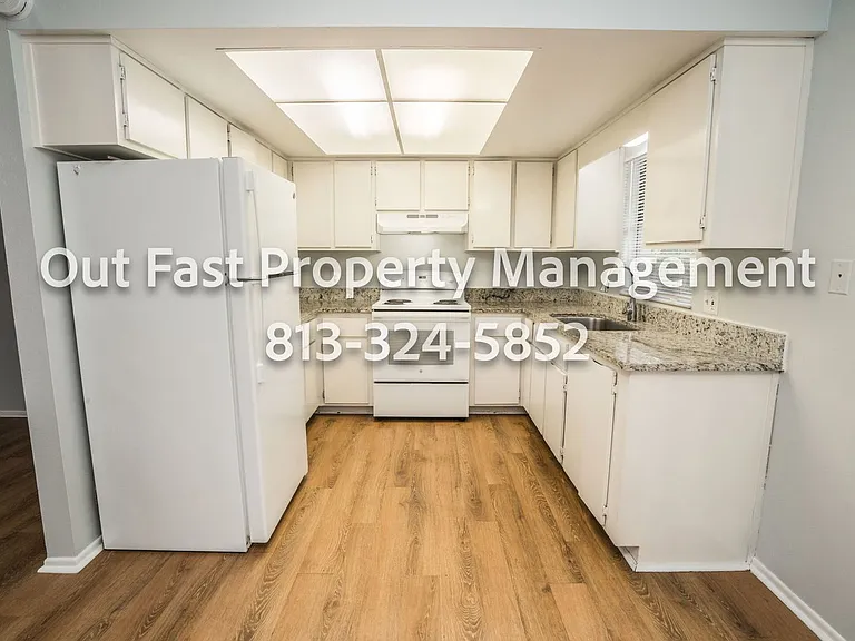1273 Sylvia Ave — Photo 40