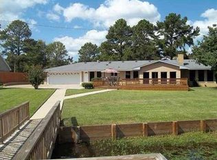 351 Swan Lake Dr, Jackson, MS 39212