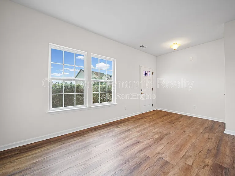 1793 Mill Creek Ln SW — Photo 5