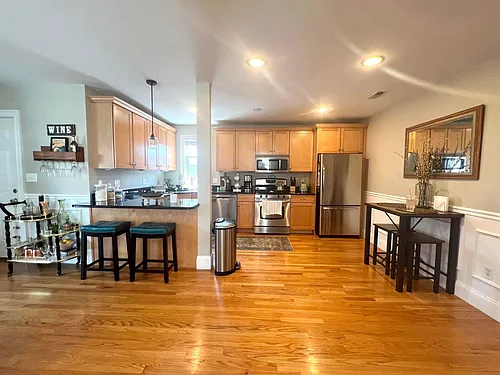20 Sanger St #3 Photo 1