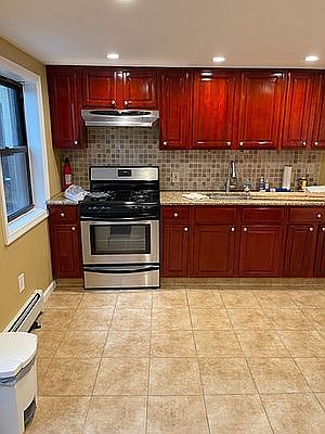 1st image of 5-34 51st Ave #1