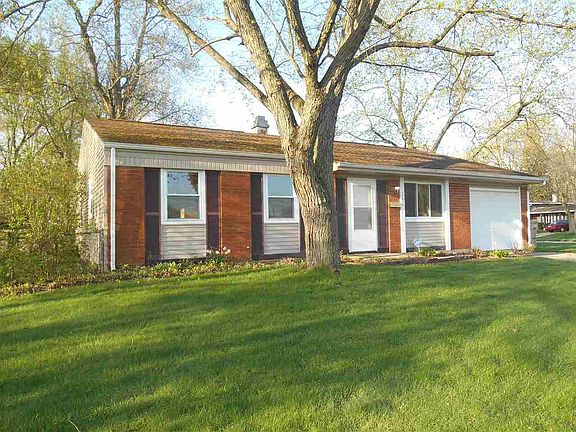 2nd image of 1702 Thornhill Dr