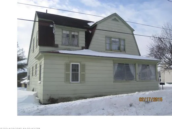 25 Thomas Ave, Caribou, ME 04736