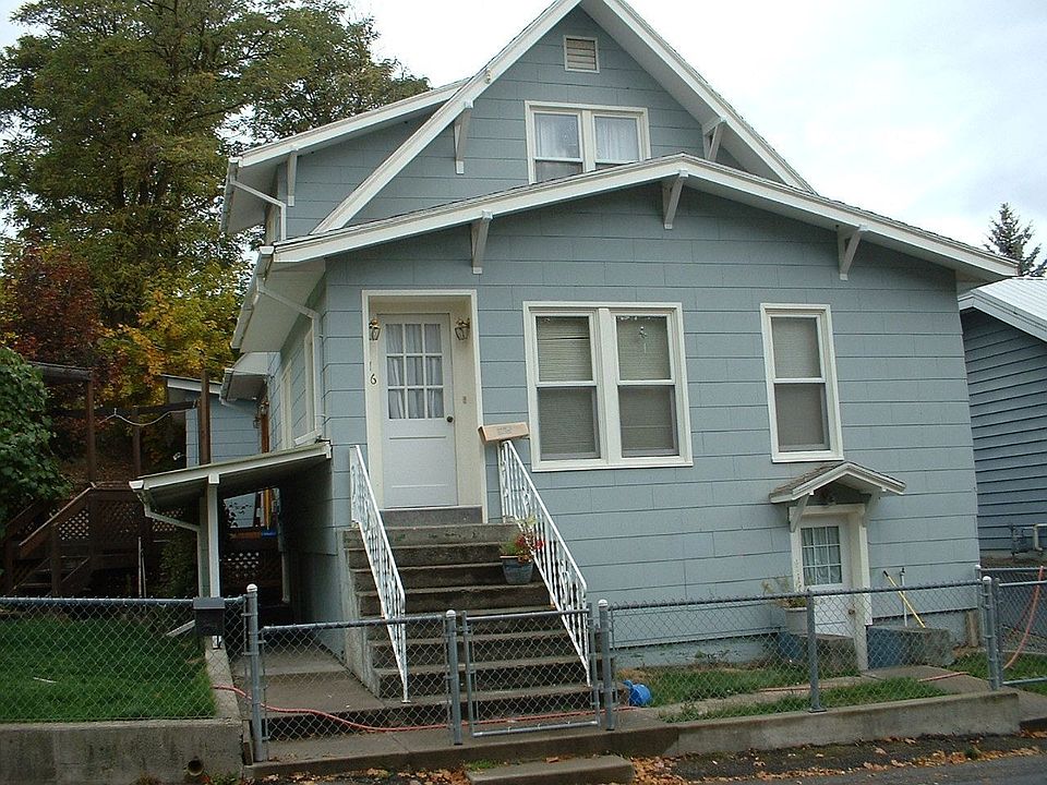 Main House with 2 Apts
