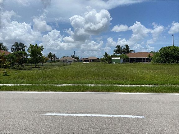 3rd image of 2610 Tropicana Pkwy W