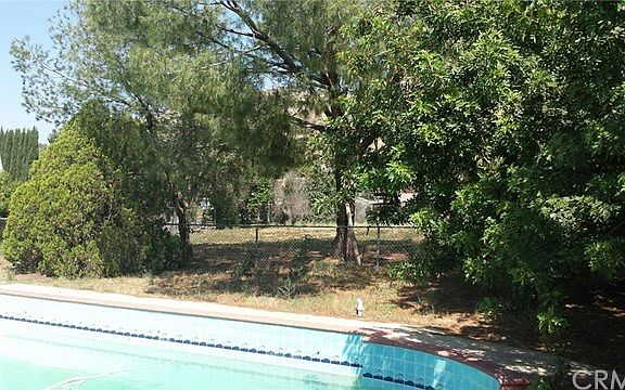 4th image of 2347 Golden West Ln