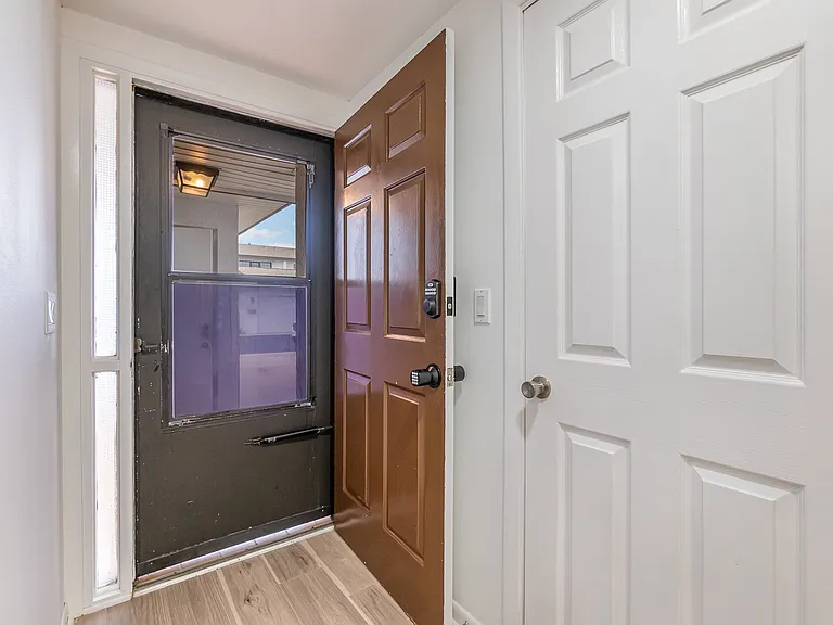 255 Paradise Blvd #11 — Photo 3