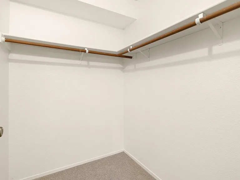 1661 Forest Avenue Apartments — Photo 55