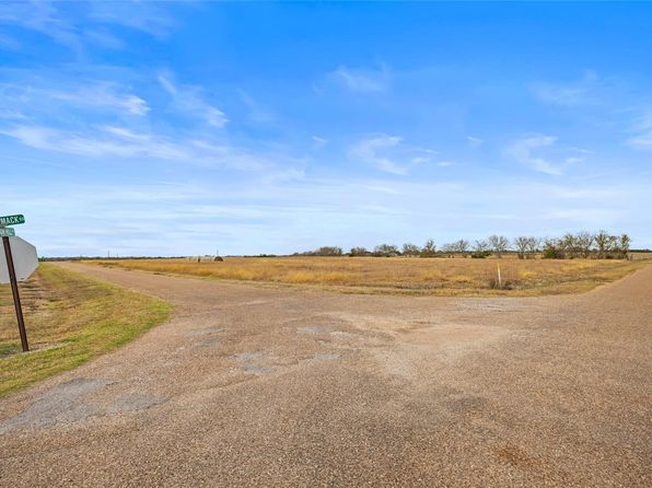 Blossom Hill Rd, Round Top, TX 78954