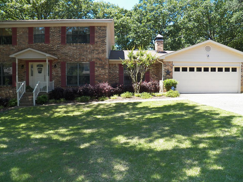 1210 Adell Drive