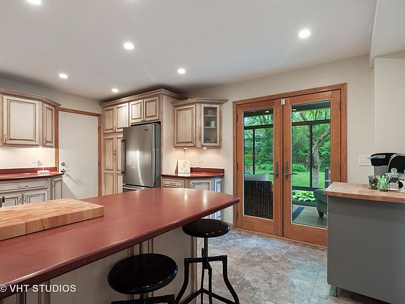 5th image of 6522 Maxwell Dr
